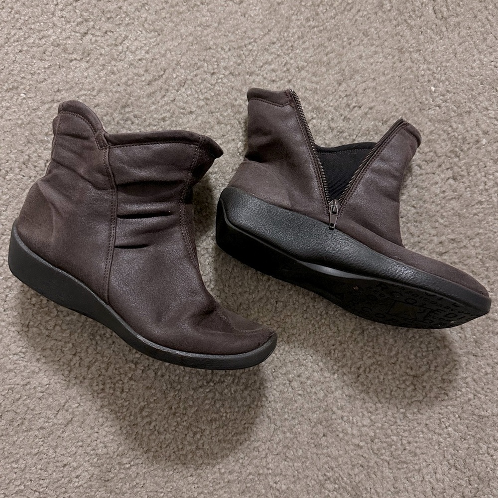 Dark Brown Ankle Boots Size 9